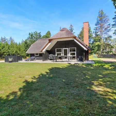 Holiday home Arttu - 2-4km From The Sea In Western Jutland By Interhome Blavand