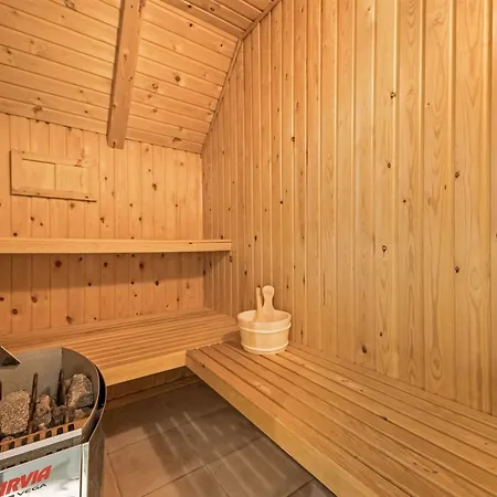 Ferienhaus Arttu - 2-4km From The Sea By Interhome Blåvand