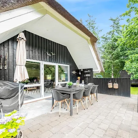 Arttu - 2-4km From The Sea By Interhome Blåvand